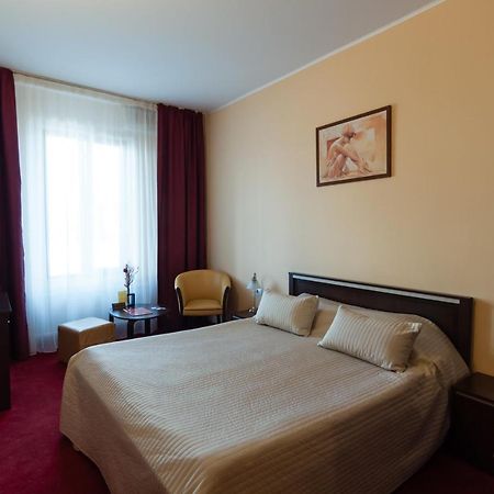 Hotel Magnus Galati Экстерьер фото