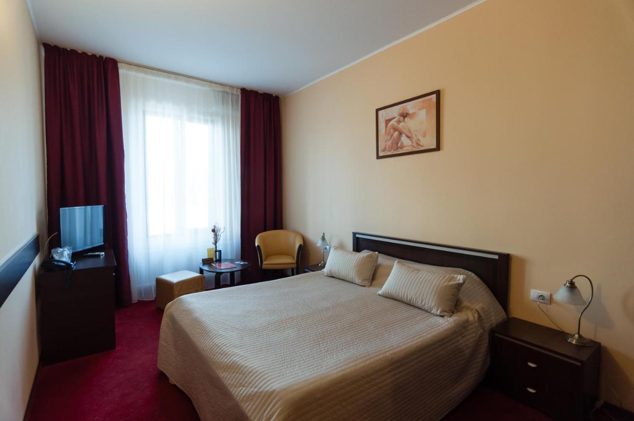 Hotel Magnus Galati Экстерьер фото