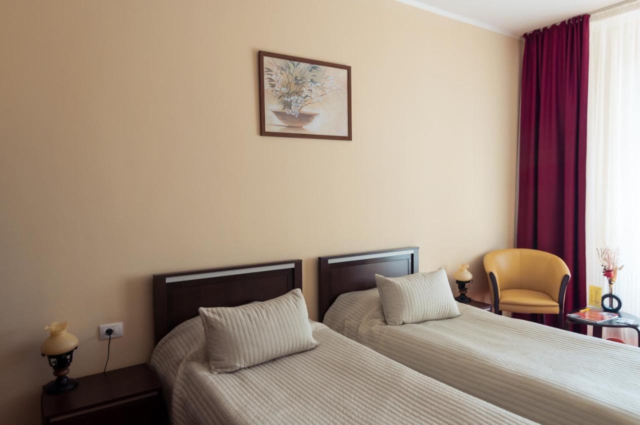 Hotel Magnus Galati Экстерьер фото