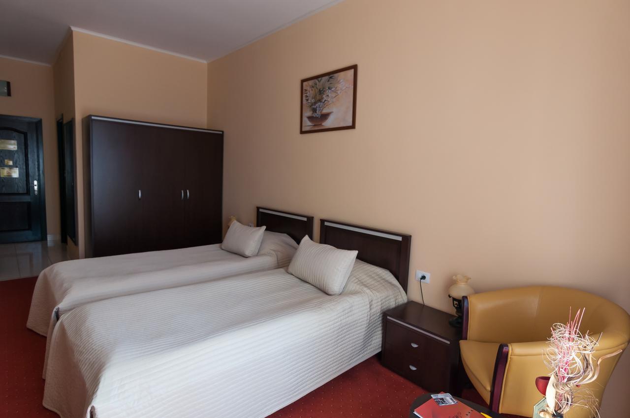 Hotel Magnus Galati Экстерьер фото