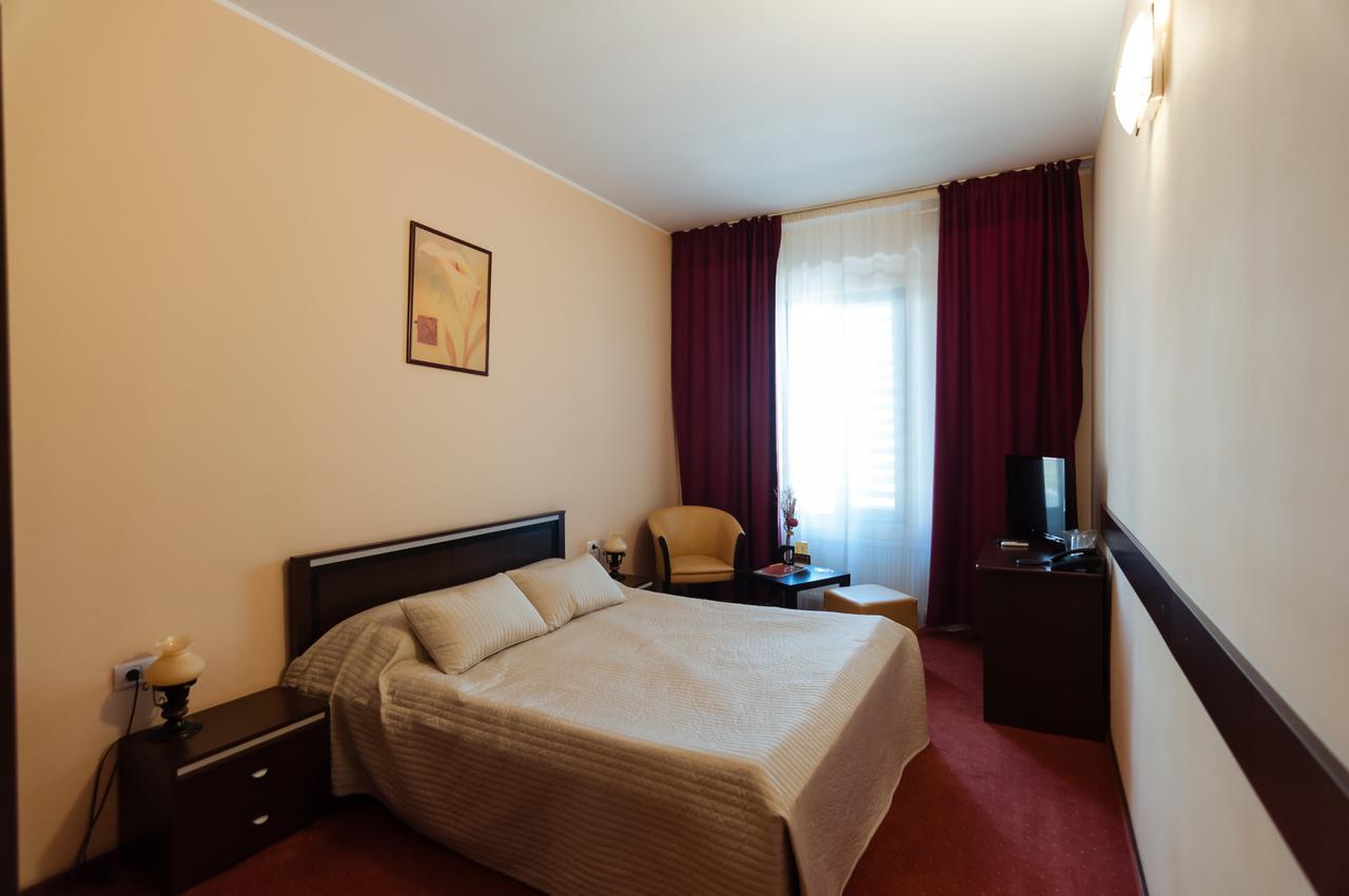 Hotel Magnus Galati Экстерьер фото