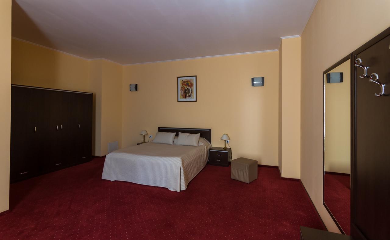 Hotel Magnus Galati Экстерьер фото