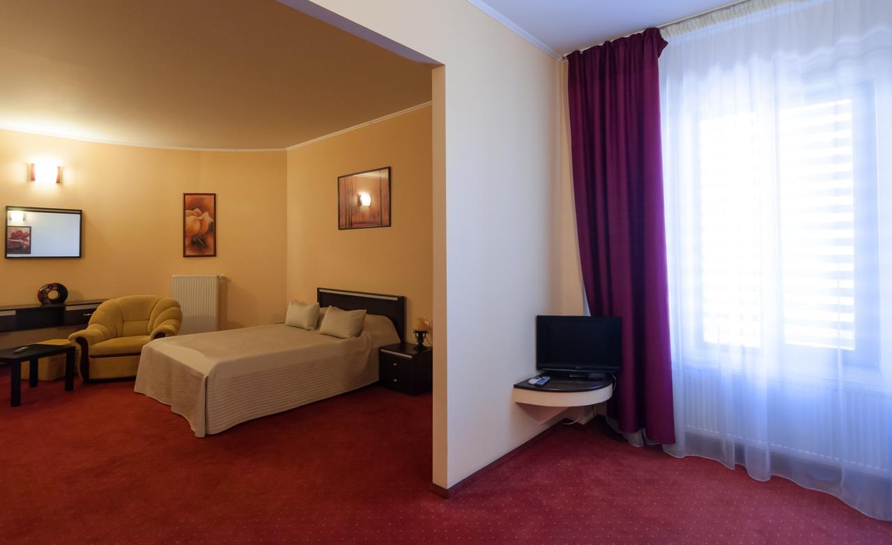 Hotel Magnus Galati Экстерьер фото