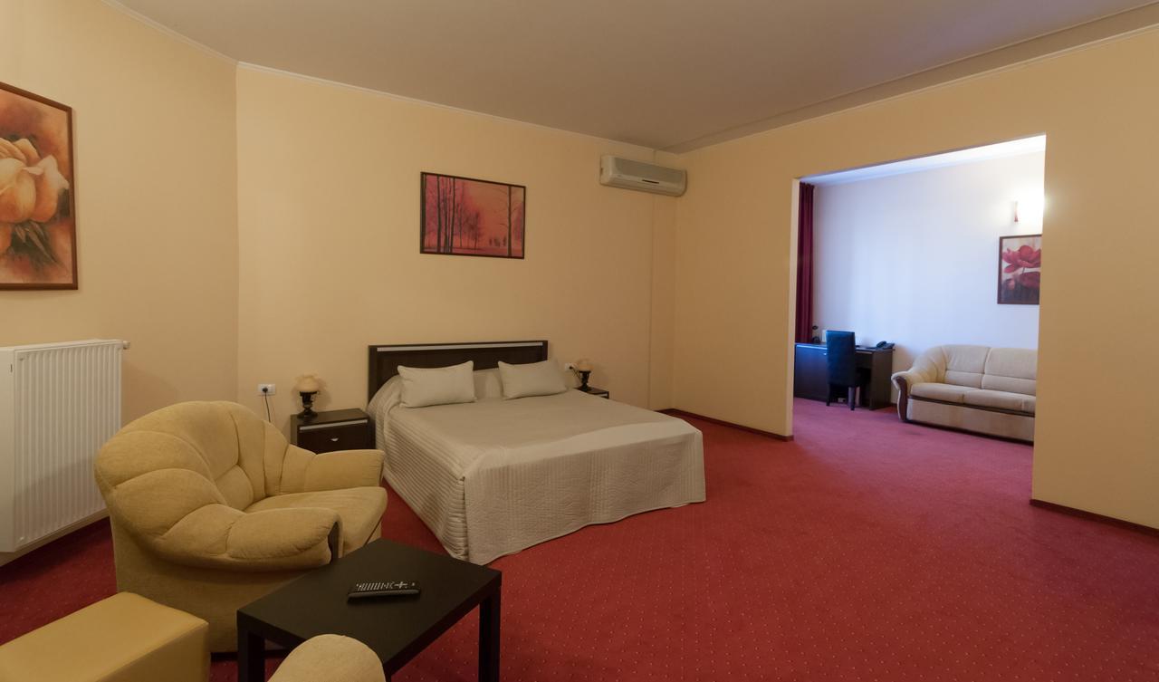 Hotel Magnus Galati Экстерьер фото